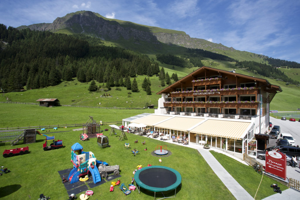 Erstes Kinder- & Gletscherhotel Hintertuxerhof Gewinner trivago Award 