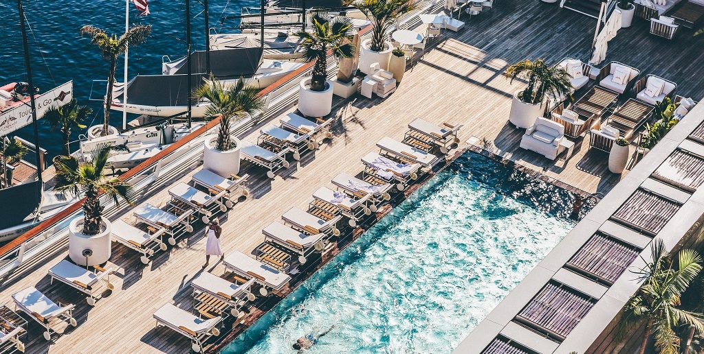 10 Ways to Market Your Hotel for the Summer
